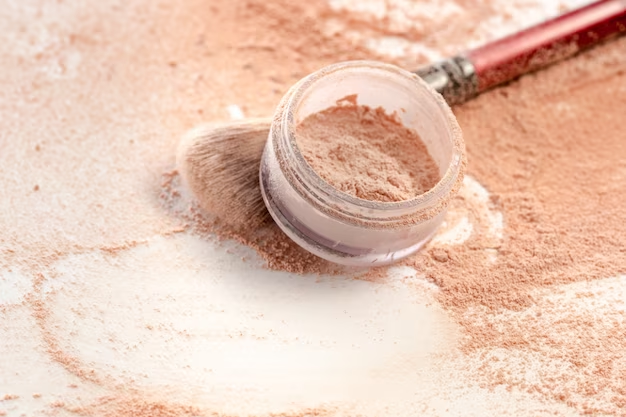 Get a flawless makeup finish with our must-have Translucent Setting Powder